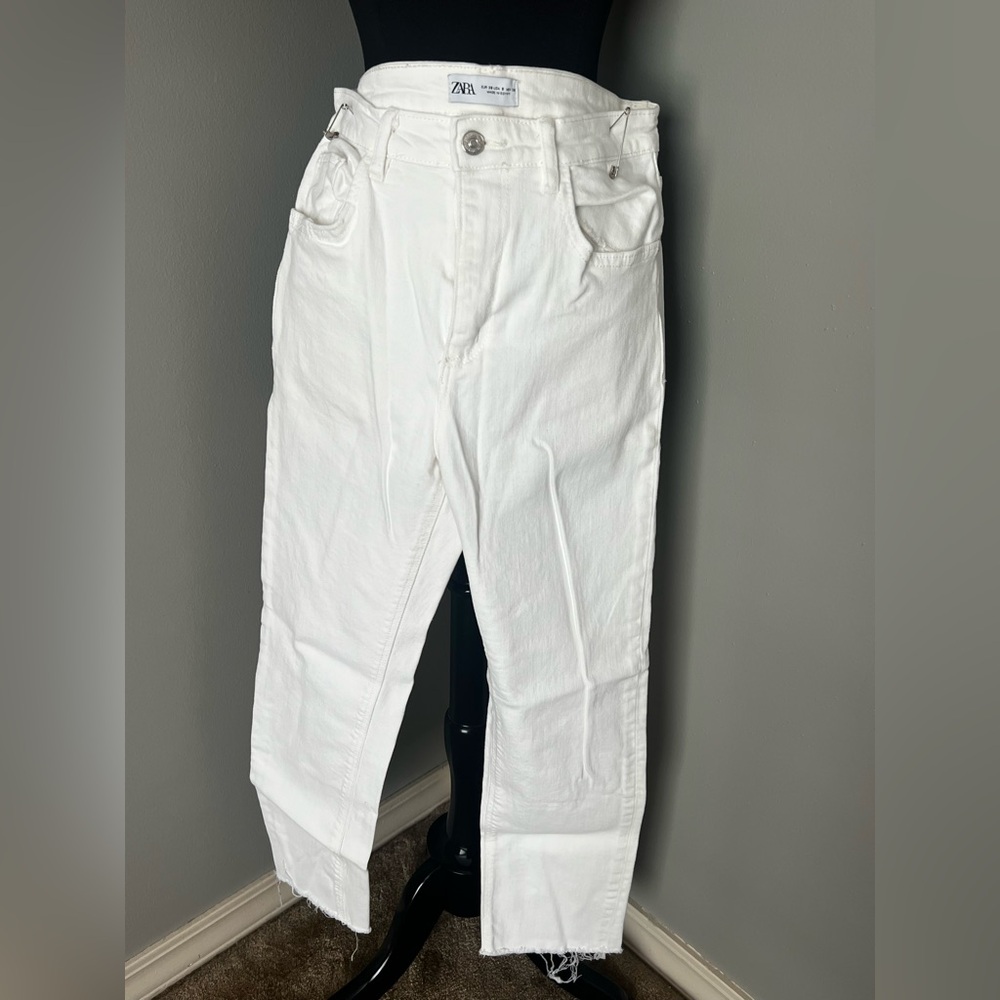 Zara White Cropped High-Rise Cropped Slim Jeans